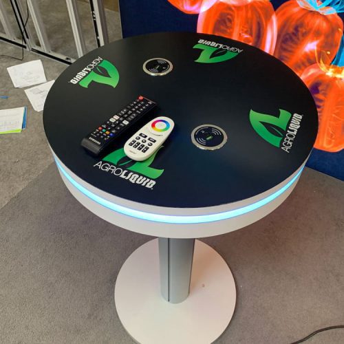 wireless charging kit counters tables workstations kiosks trade show house 679